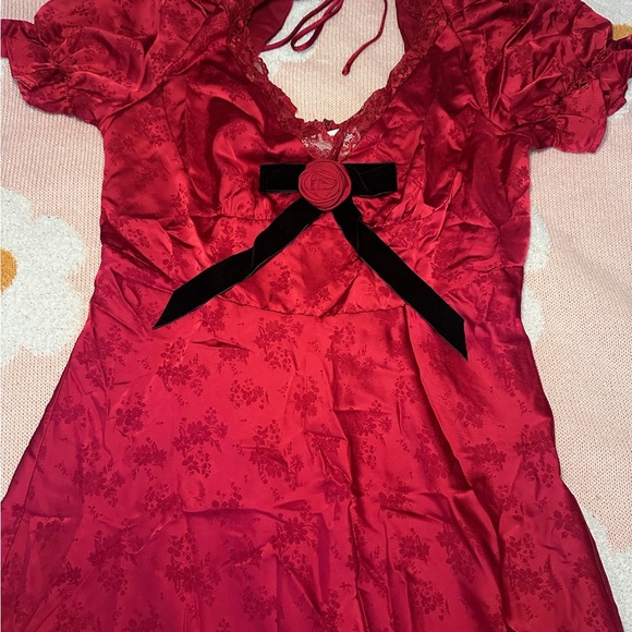 SERITA JACQUARD SATIN MAXI DRESS IN RED - size XL - Lait Collection - Picture 3 of 9